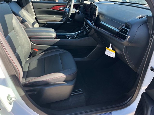 Used 2025 Chevrolet Traverse Z71 w/ Driver Confidence Package image 15