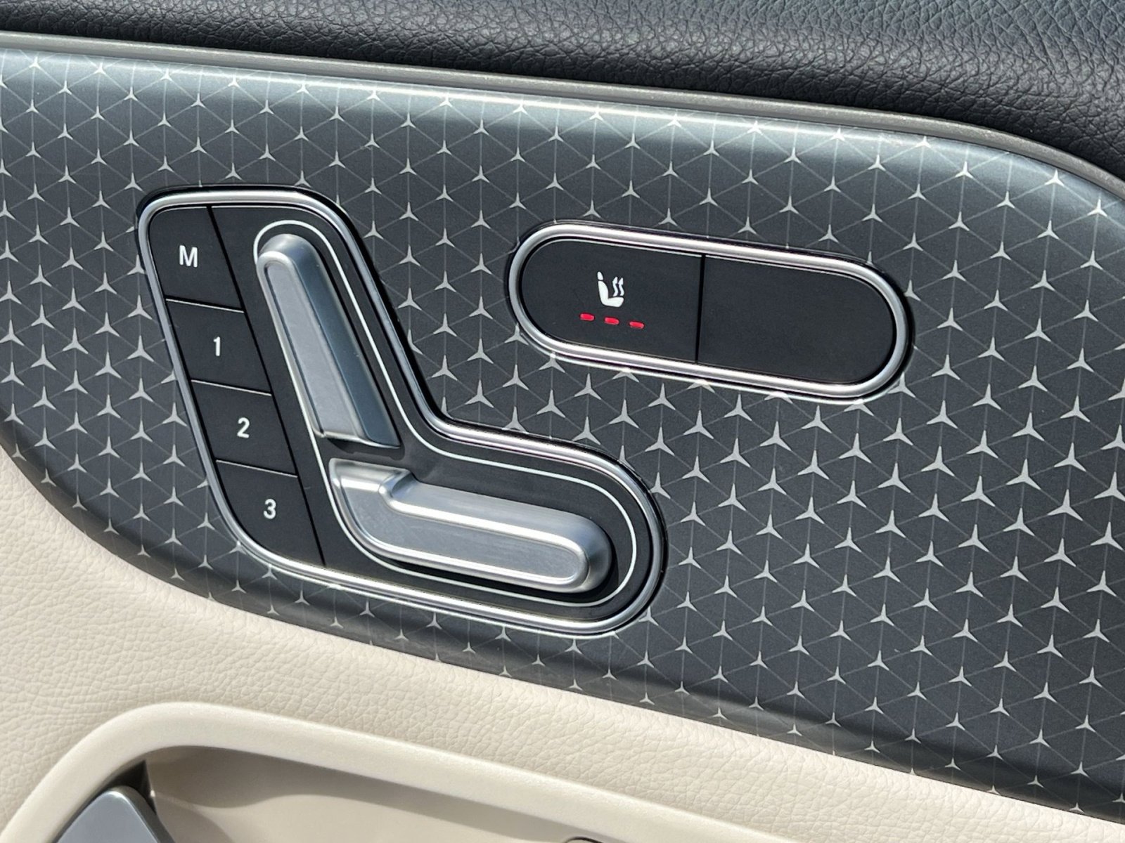 Certified 2024 Mercedes-Benz GLB 250 GLB 250 image 34