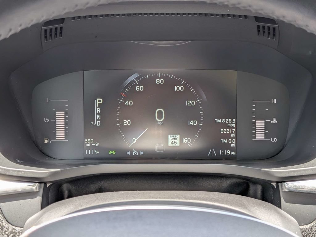 Used 2019 Volvo XC60 T5 Momentum FWD image 37