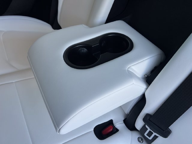 Used 2023 Tesla Model Y Long Range AWD/4WD image 28