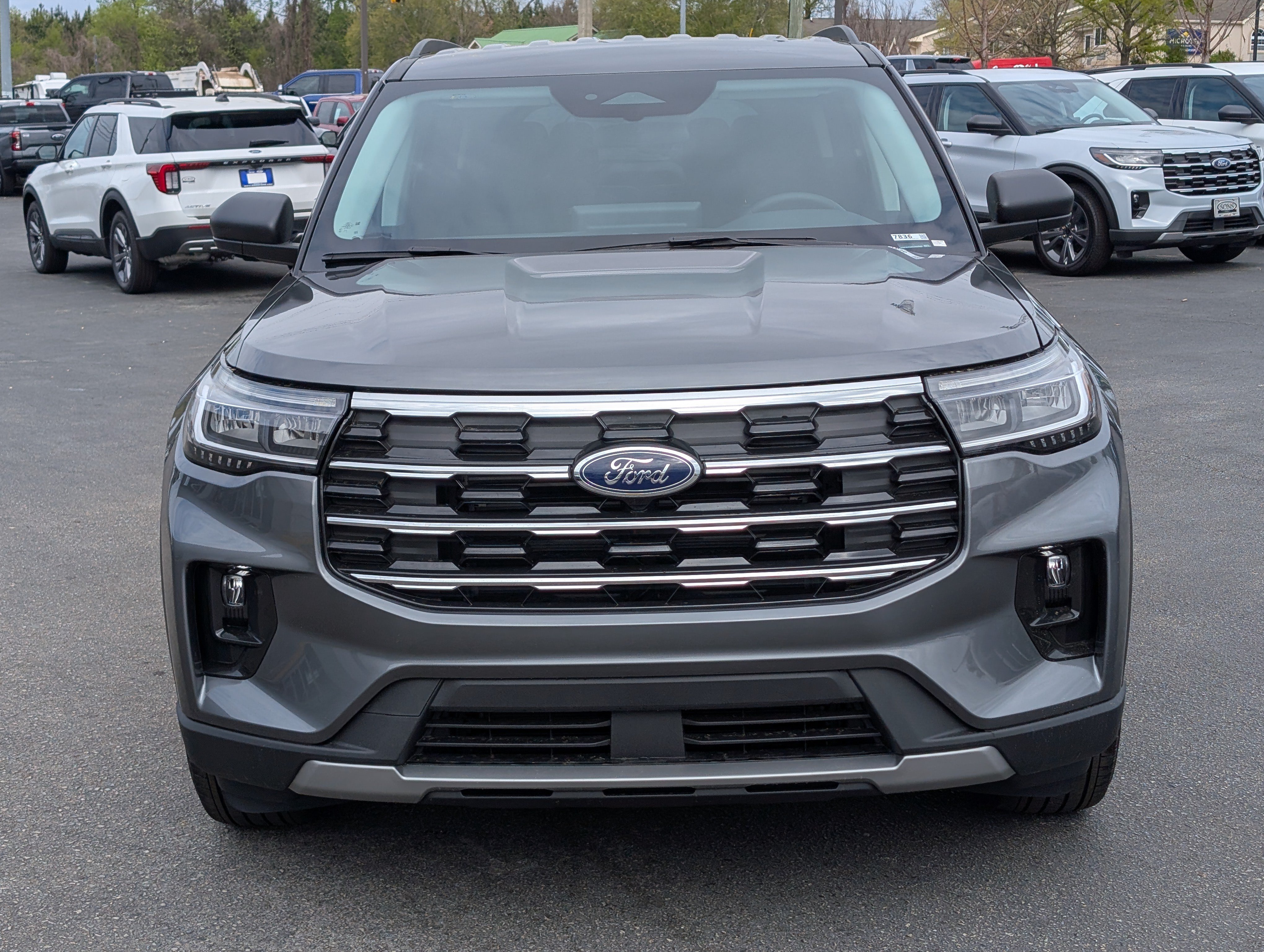 New 2026 Ford Explorer Active w/ Active Comfort Package AWD/4WD image 3