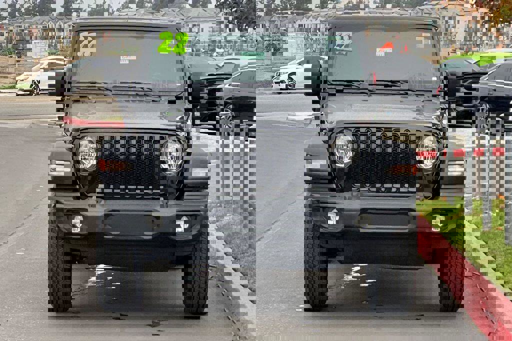 Used 2022 Jeep Wrangler Unlimited Sport image 9