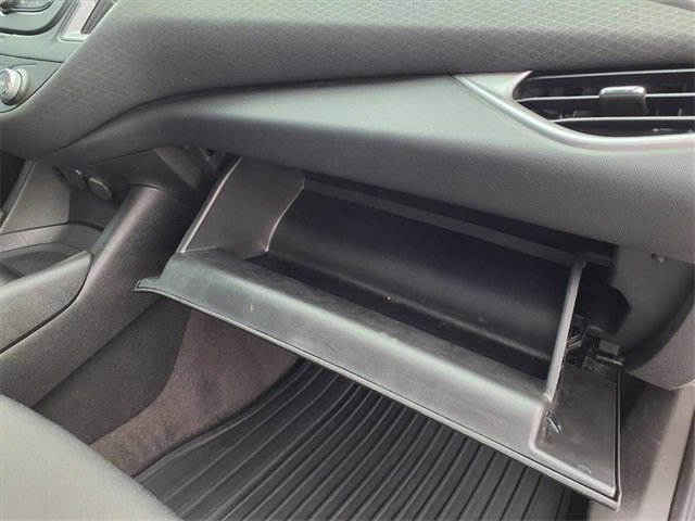 Used 2018 Chevrolet Malibu LS image 80