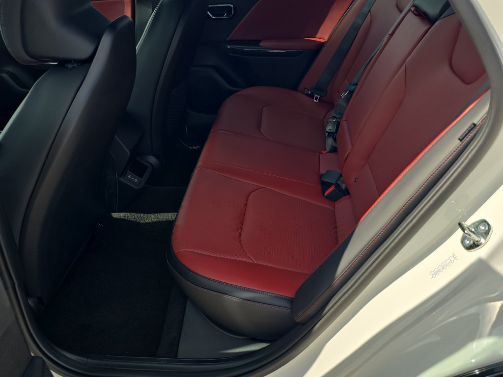 New 2026 Kia K4 GT-Line Turbo FWD image 16
