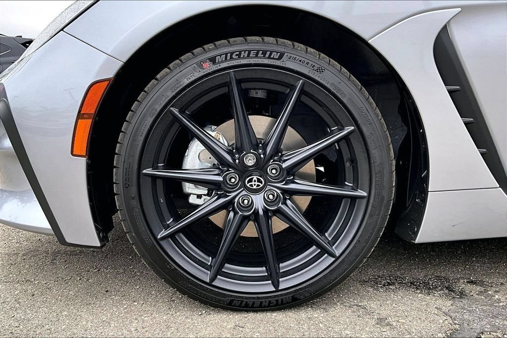 New 2026 Toyota GR86 Premium RWD image 12