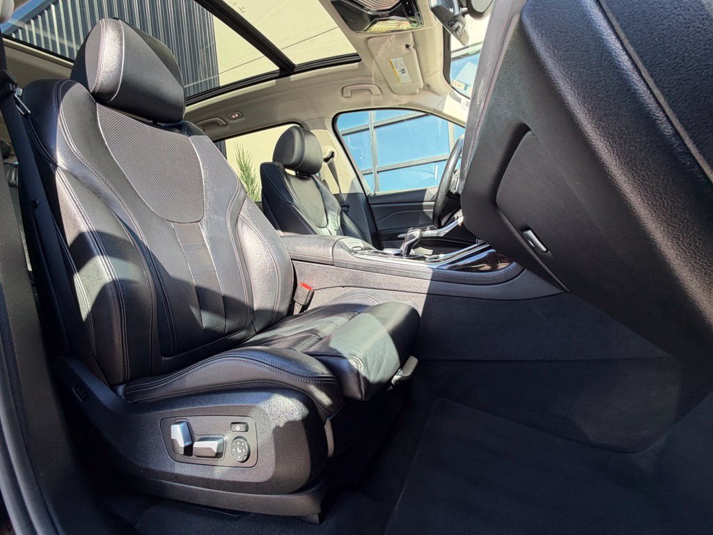 Used 2019 BMW X7 xDrive40i w/ Cold Weather Package AWD/4WD image 21