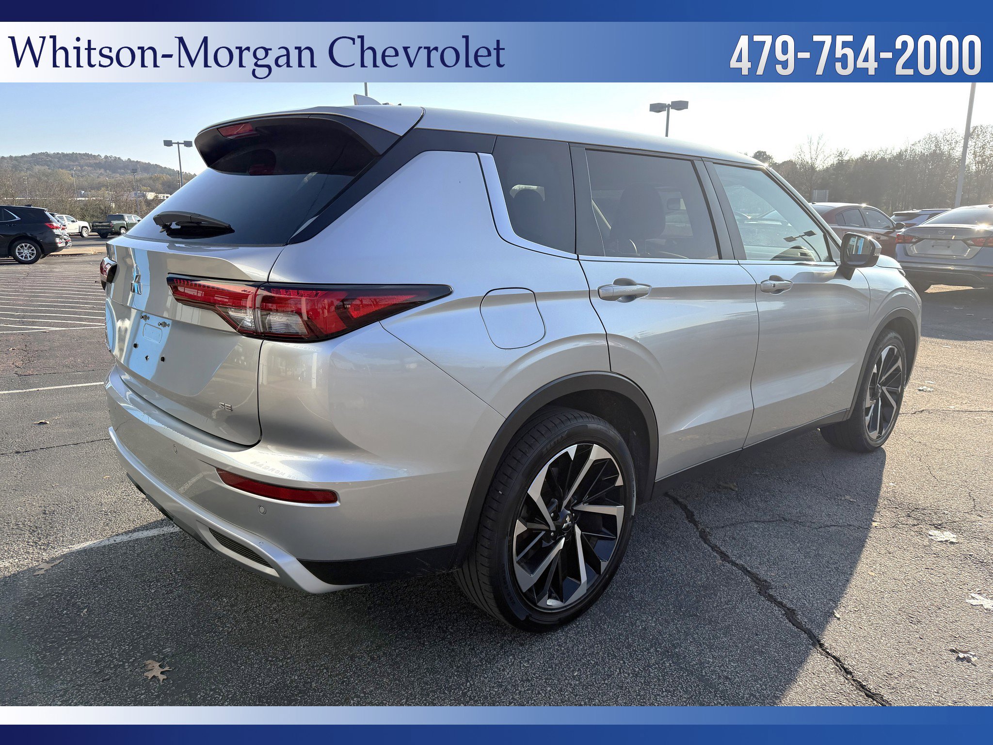 Used 2024 Mitsubishi Outlander SE image 5