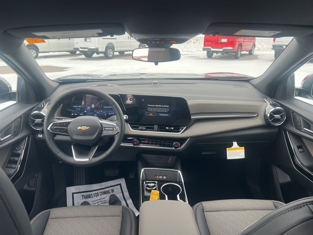 New 2026 Chevrolet Equinox LT w/ Convenience Package II image 13