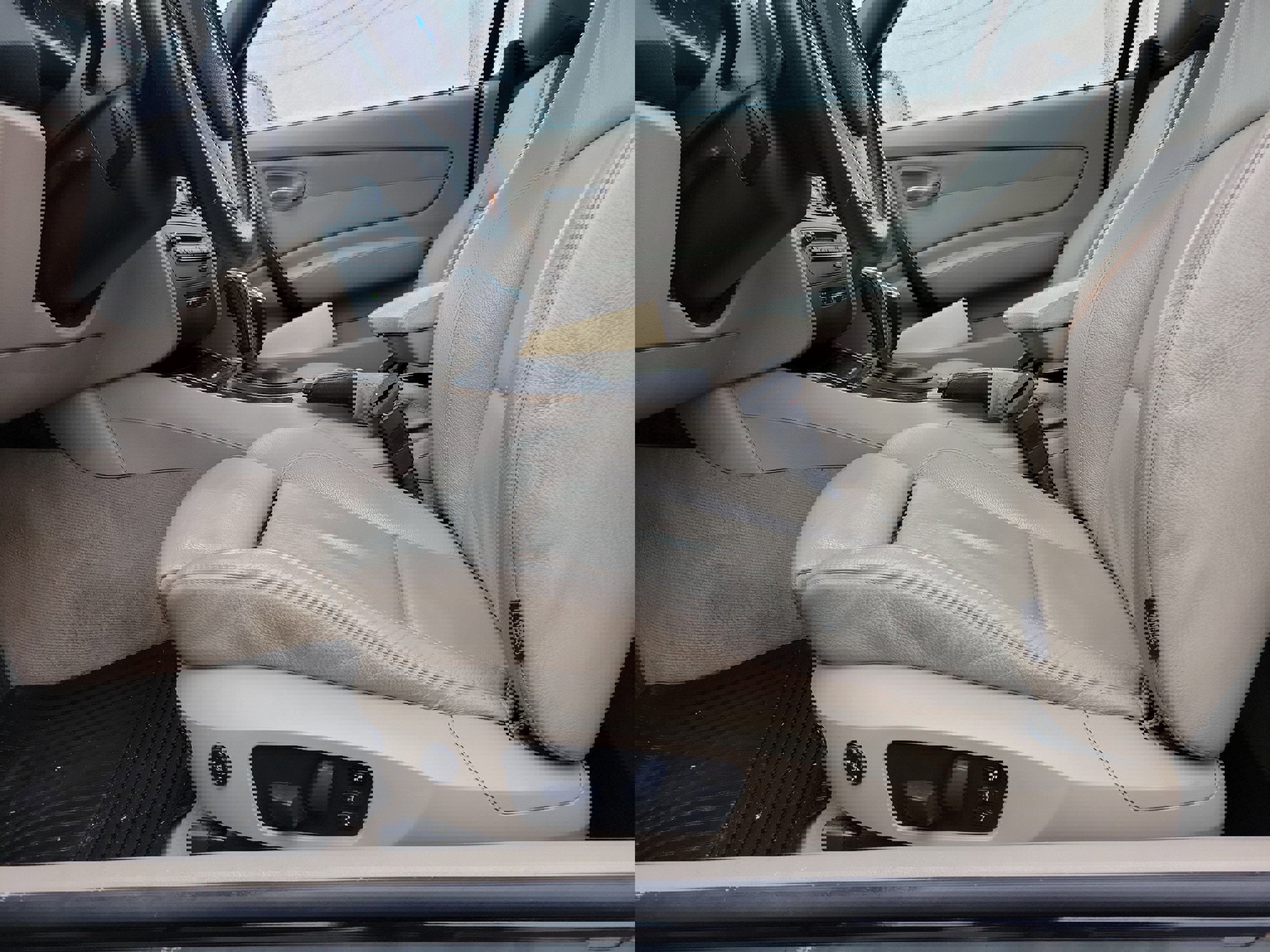 Used 2009 BMW 128i Convertible image 11