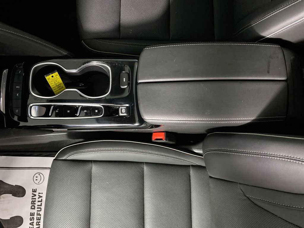 Certified 2023 Buick Envision Essence image 20