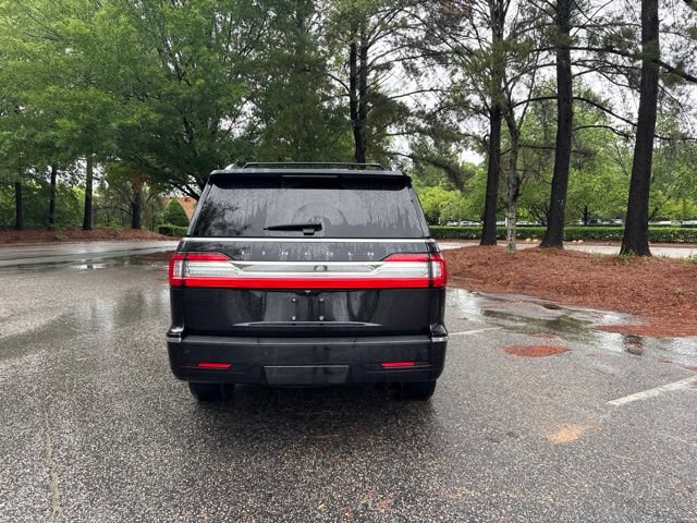 Used 2019 Lincoln Navigator Reserve w/ Cargo Package AWD/4WD image 4