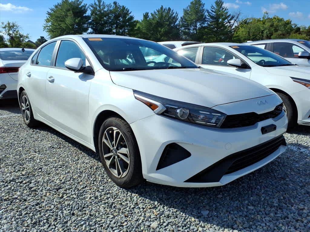 Used 2023 Kia Forte LXS FWD image 13