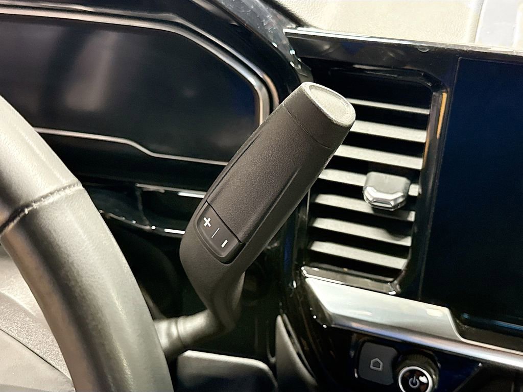 Used 2023 Chevrolet Silverado 1500 LT image 17