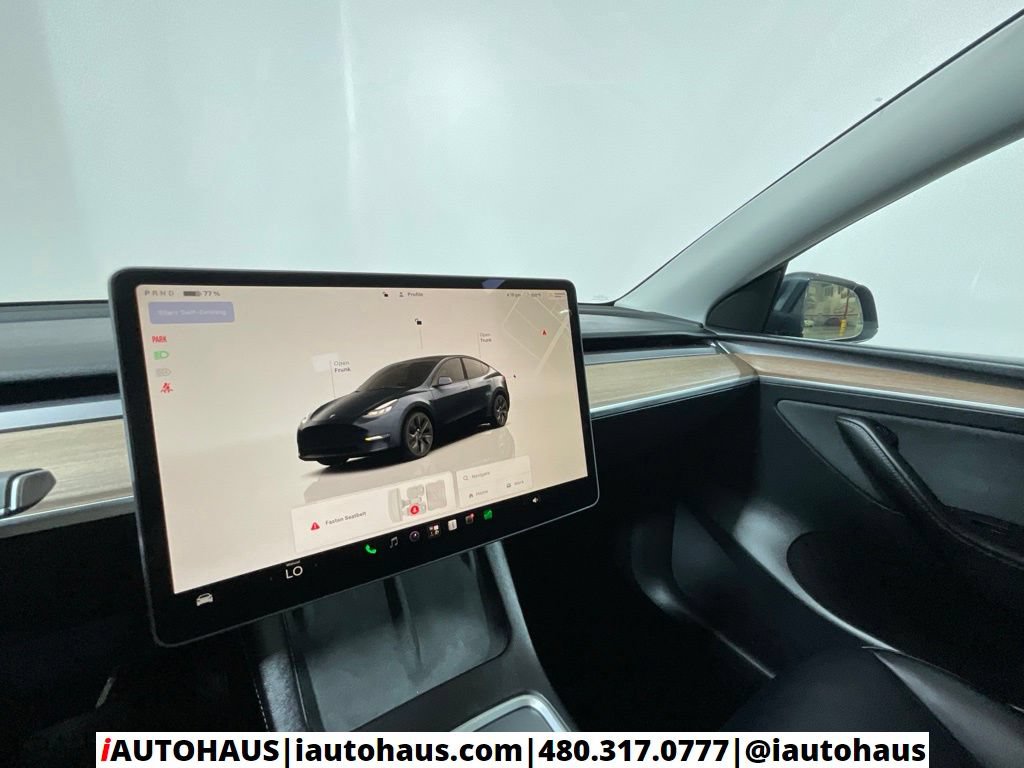 Used 2025 Tesla Model Y Long Range RWD image 27