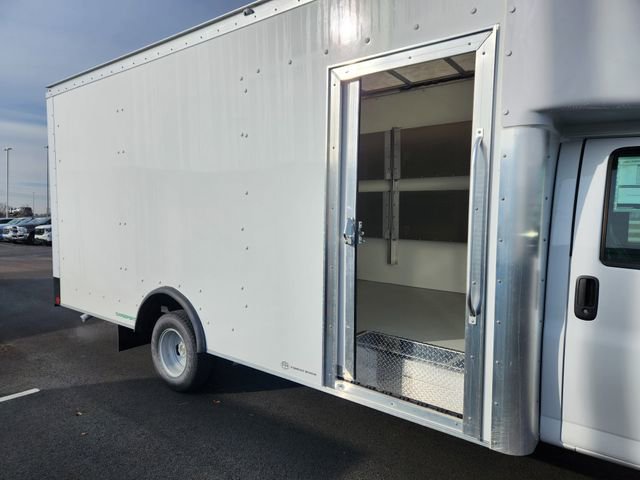 New 2025 Chevrolet Express 4500 w/ Power Convenience Package RWD image 16