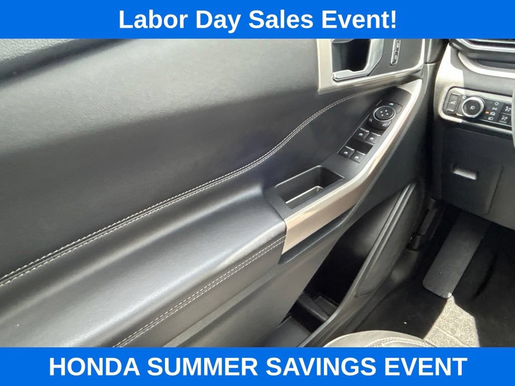 Used 2023 Ford Explorer XLT w/ Equipment Group 202A RWD image 19