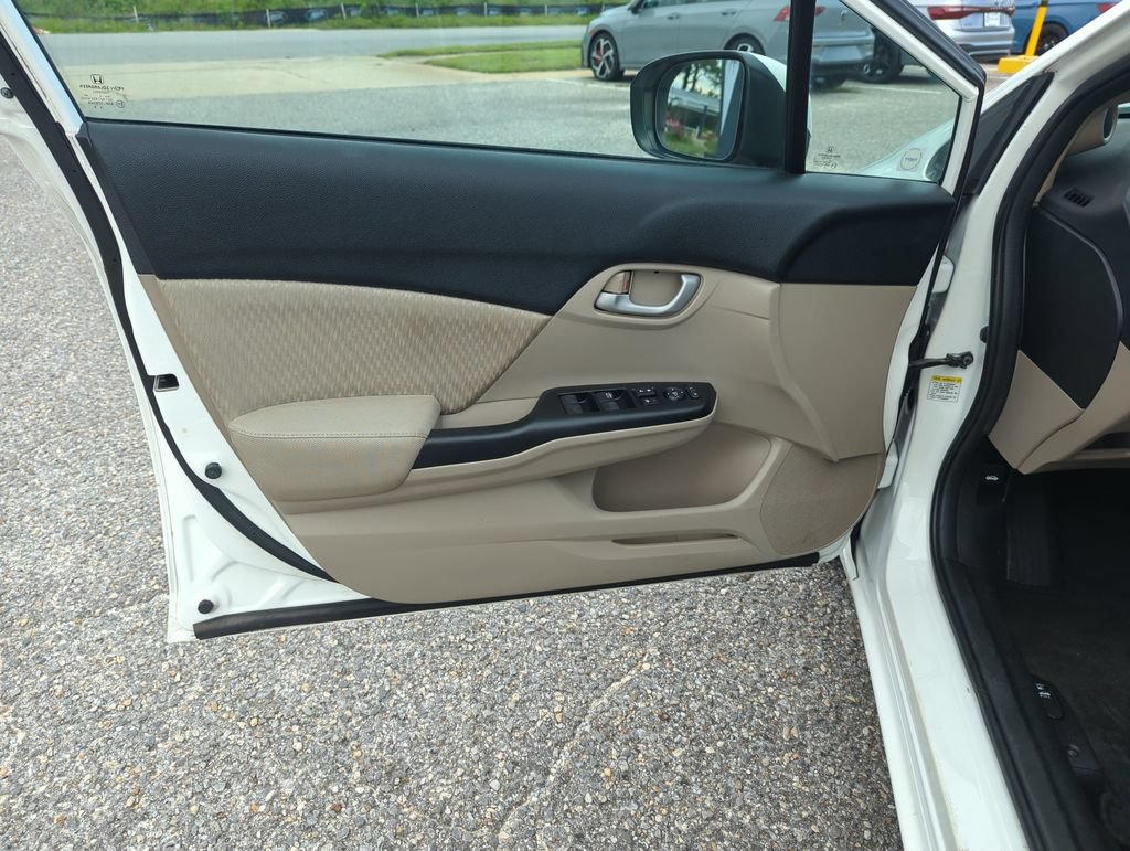 Used 2015 Honda Civic SE image 18