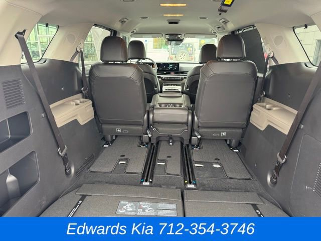 New 2026 Kia Carnival EX image 11