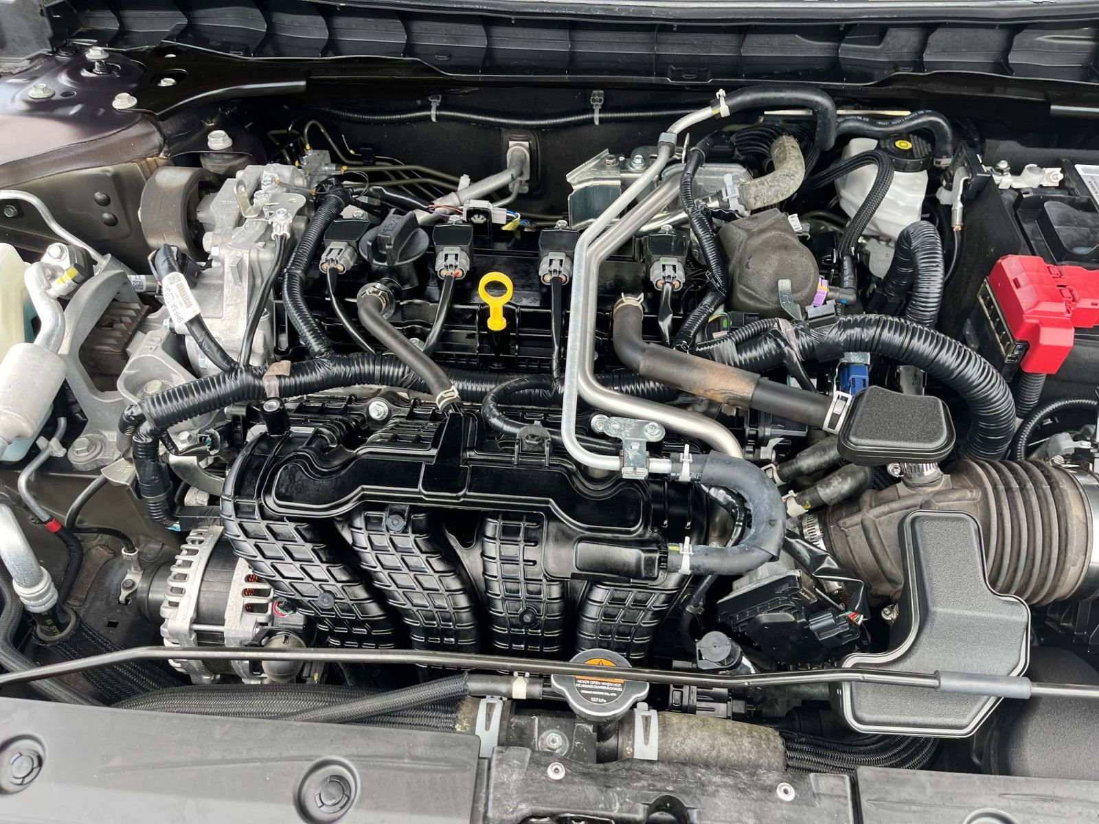 Used 2025 Nissan Altima 2.5 SV FWD image 33