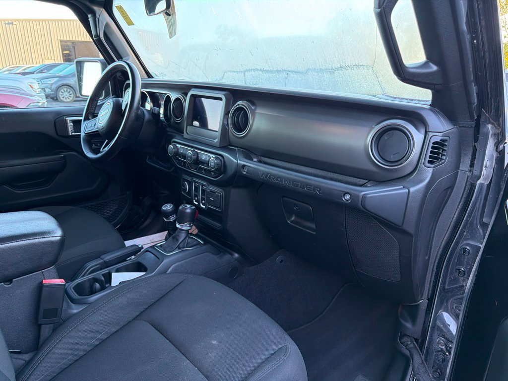 Used 2021 Jeep Wrangler Sport AWD/4WD image 15