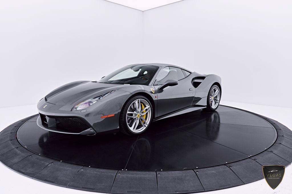 Used 2018 Ferrari 488 GTB RWD image 16