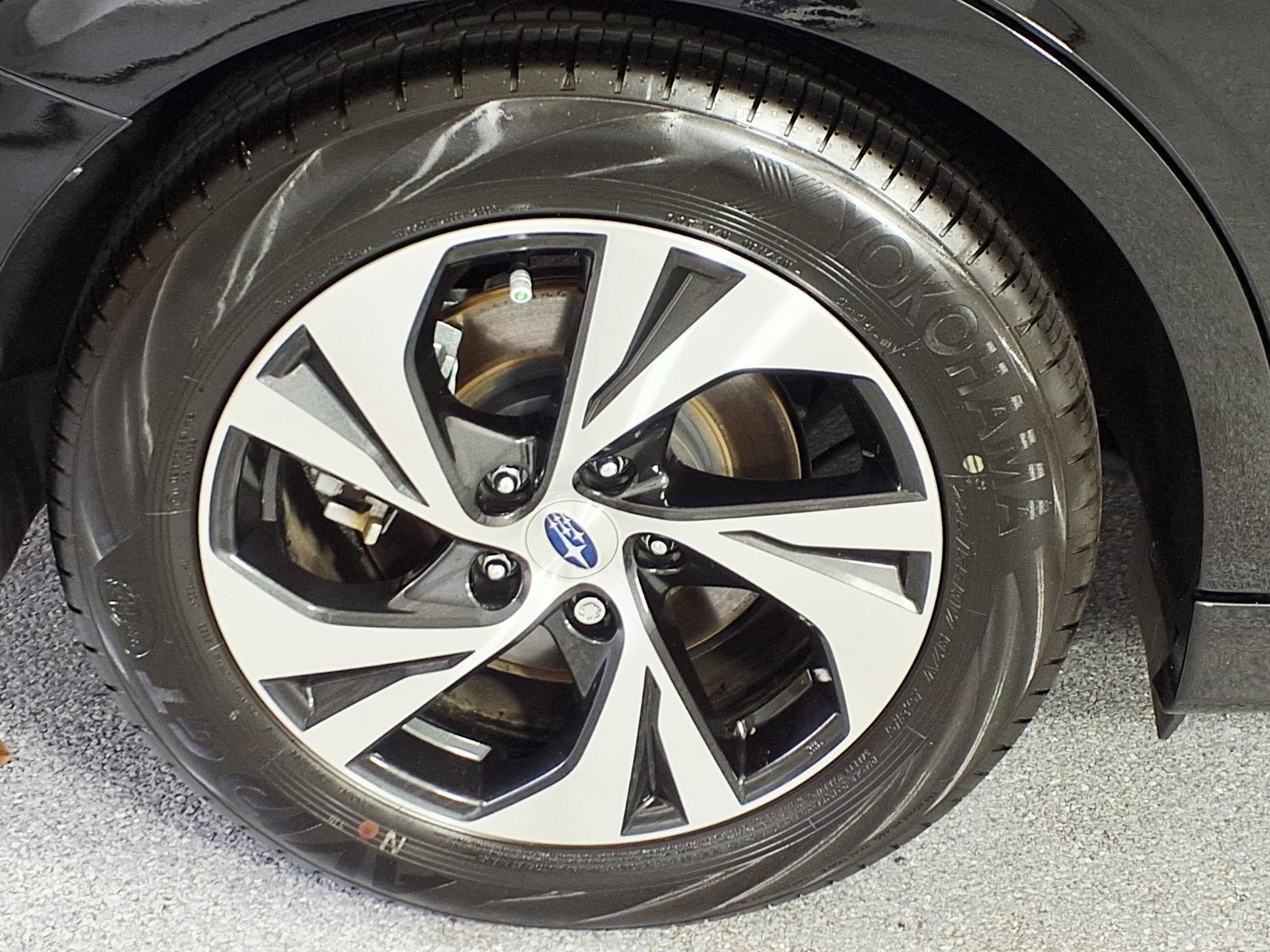 Certified 2025 Subaru Legacy Premium AWD/4WD image 5