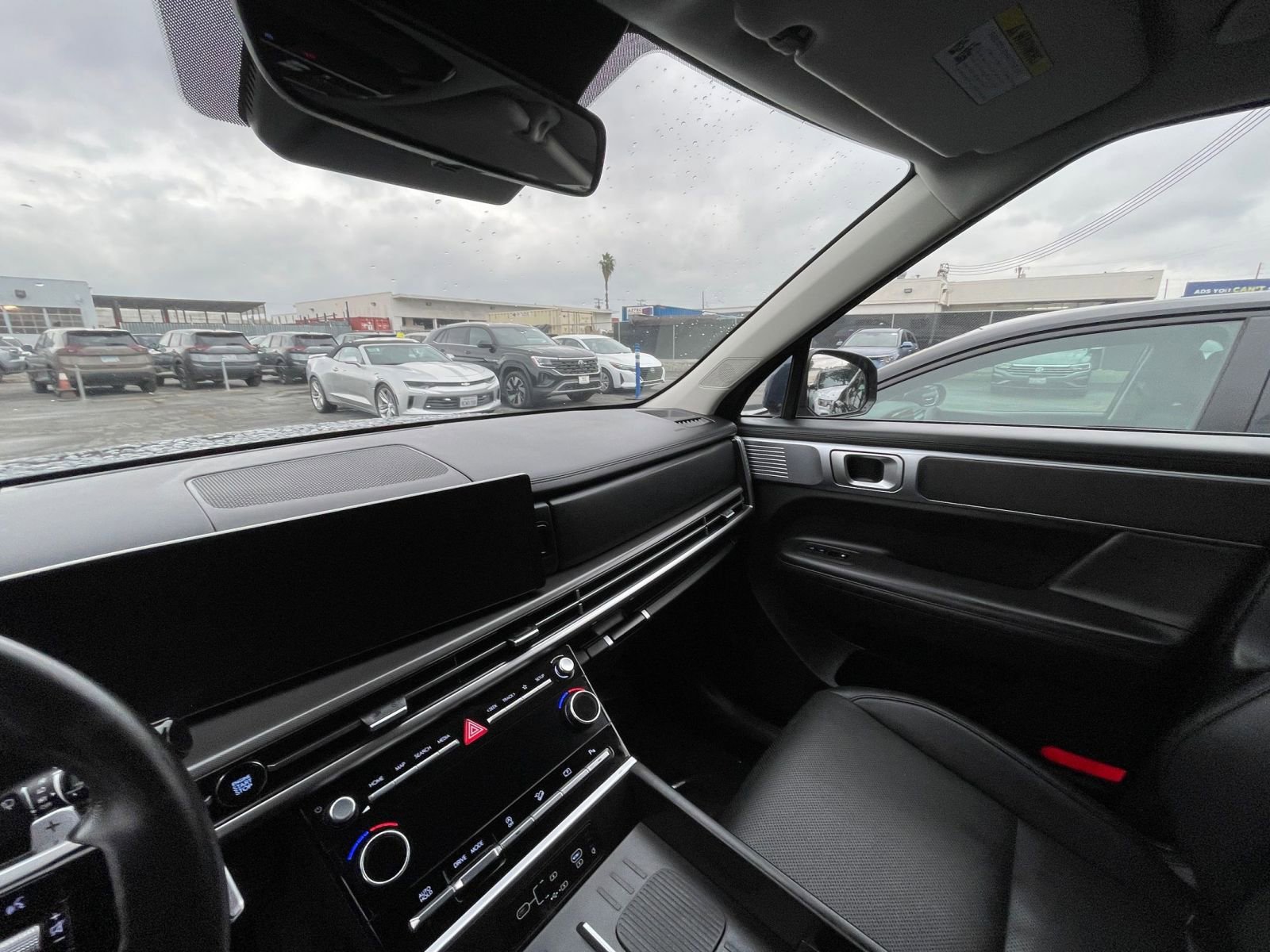 Used 2025 Hyundai Santa Fe SEL image 35