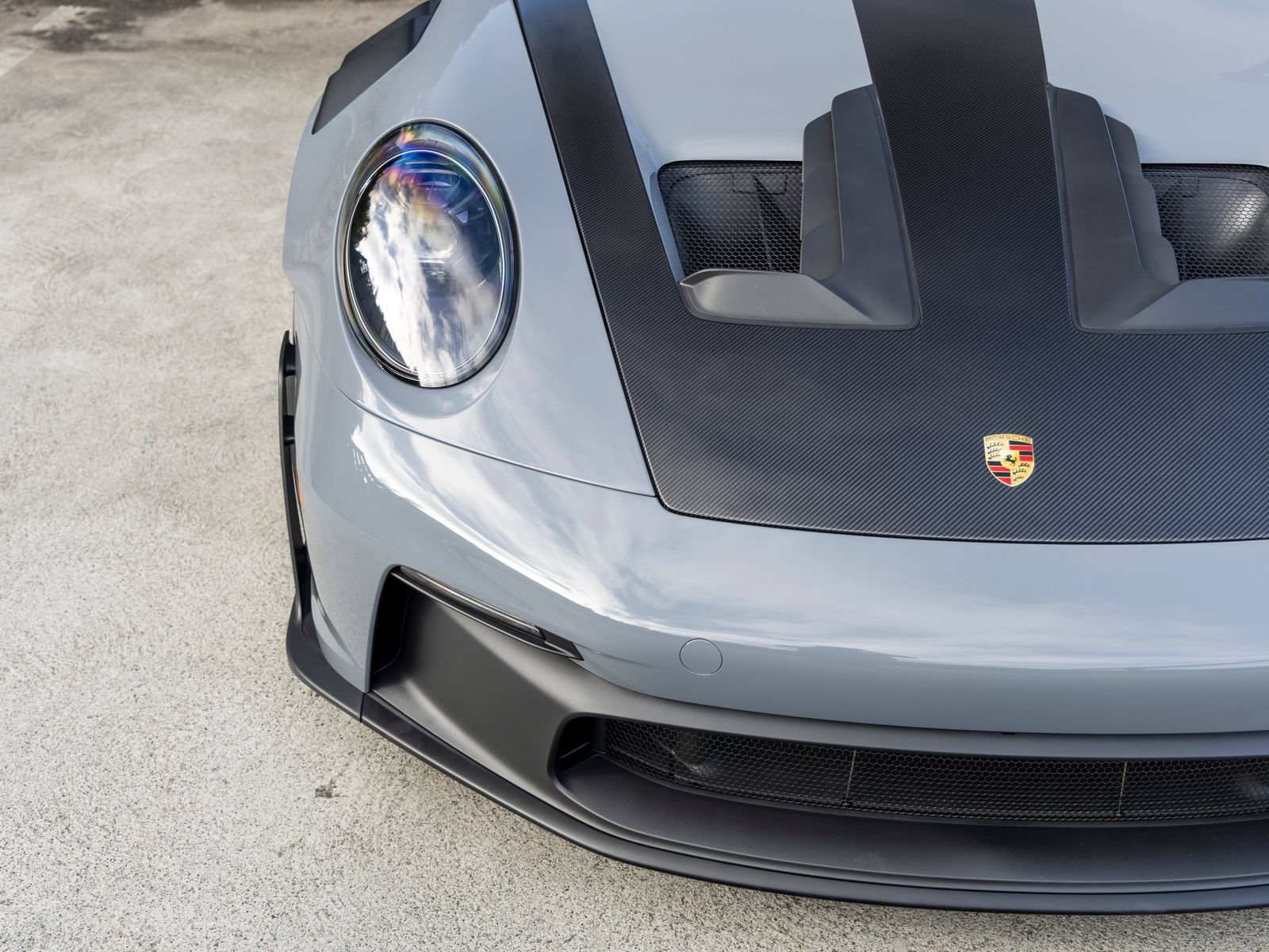 Certified 2023 Porsche 911 GT3 RS RWD image 17