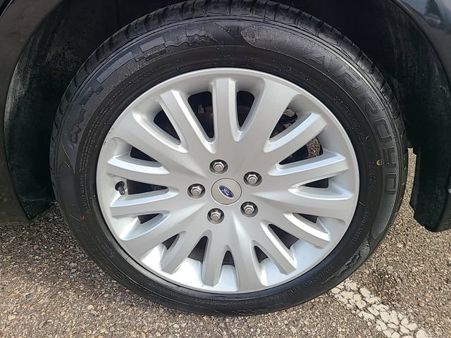 Used 2011 Ford Fusion Hybrid FWD image 25