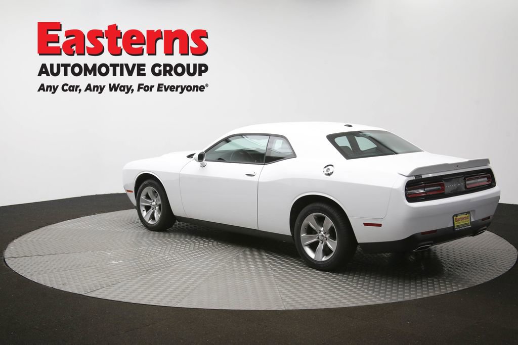 Used 2022 Dodge Challenger SXT image 61