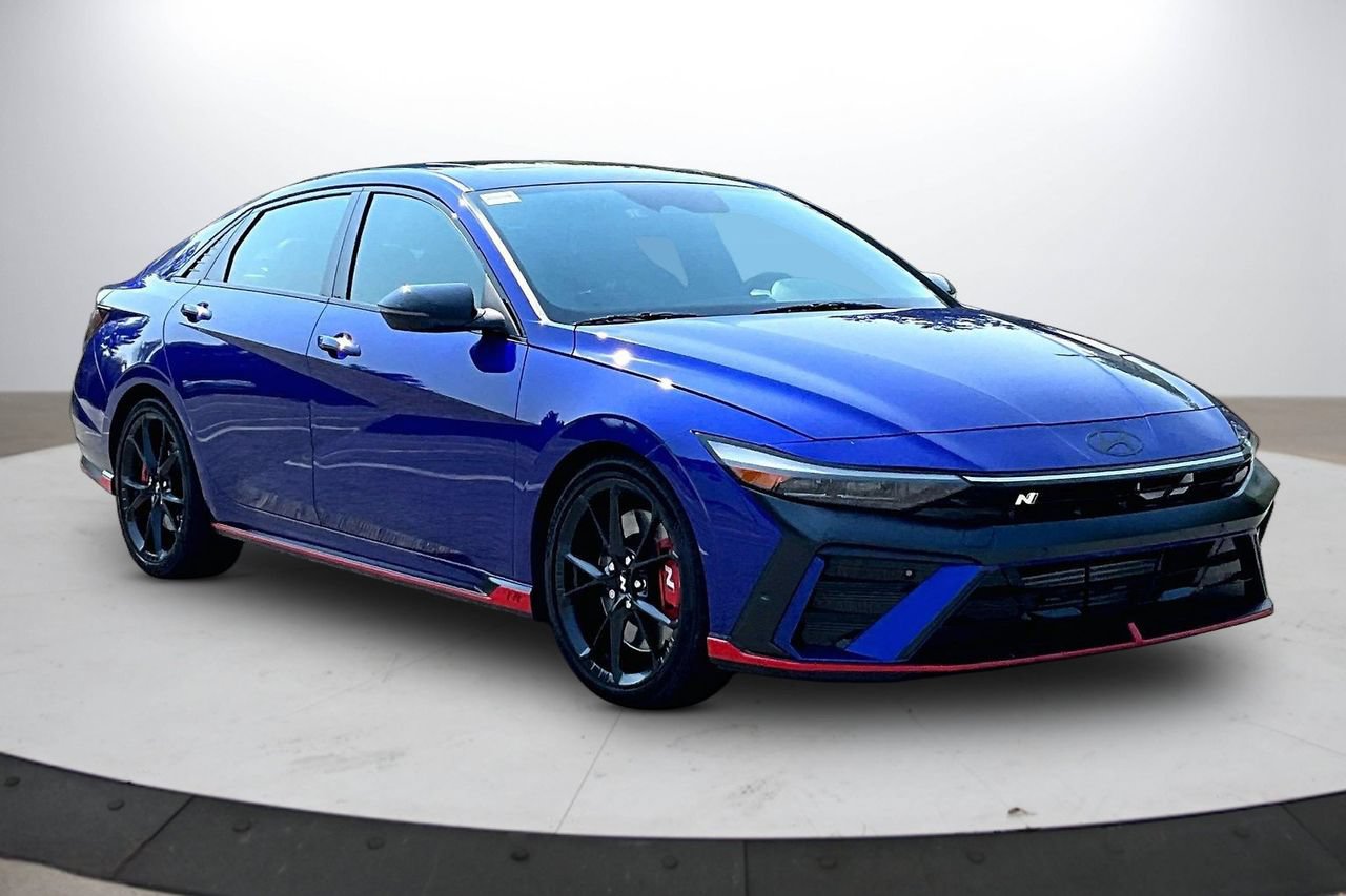 Used 2025 Hyundai Elantra N FWD image 2