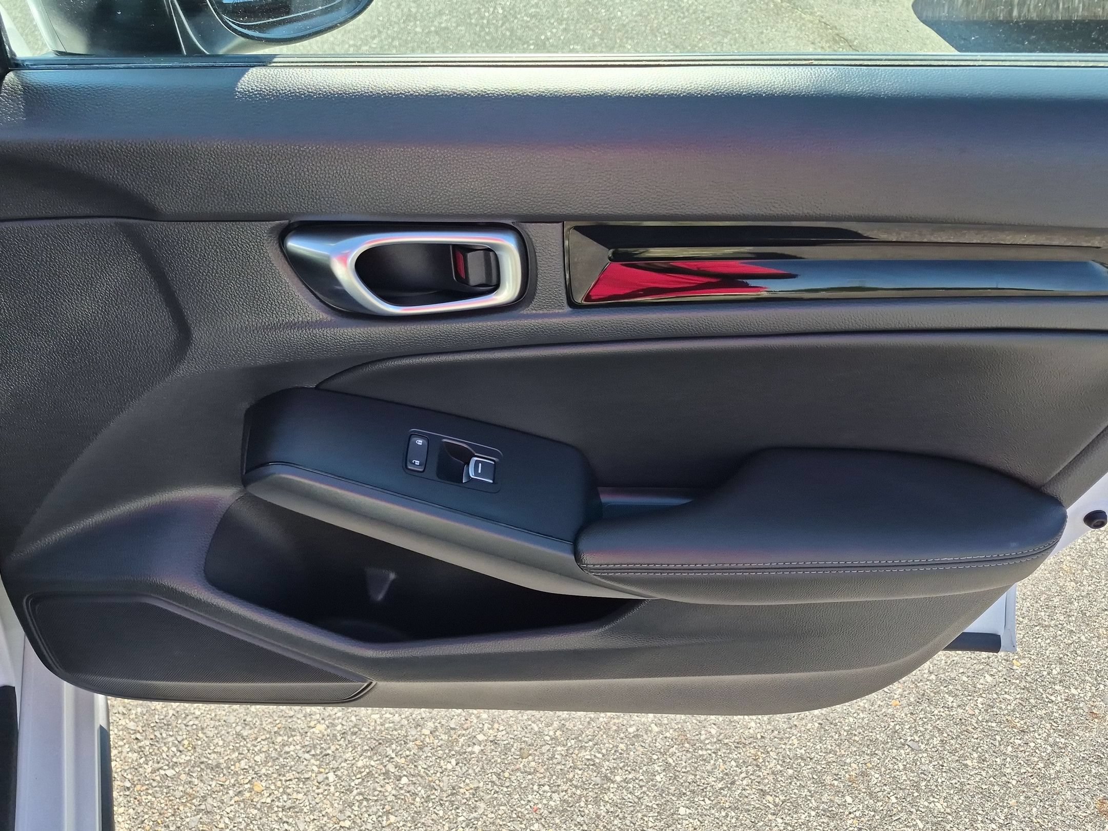 Used 2024 Honda Civic EX-L image 32
