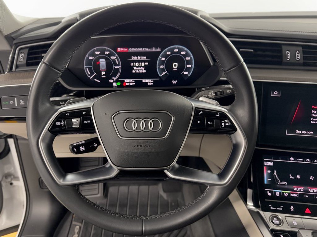 Used 2024 Audi Q8 e-tron Premium Plus AWD/4WD image 10