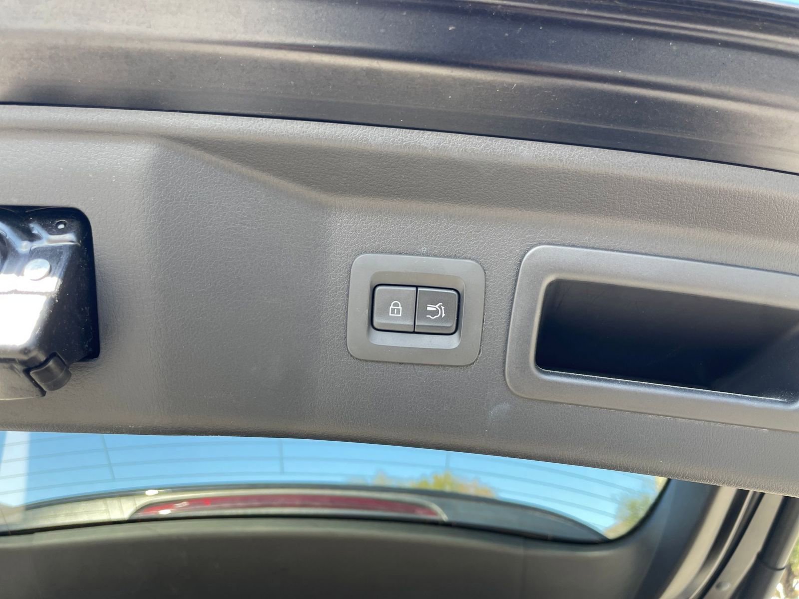 Used 2025 MAZDA CX-70 3.3 Turbo w/ Preferred Package AWD/4WD image 24