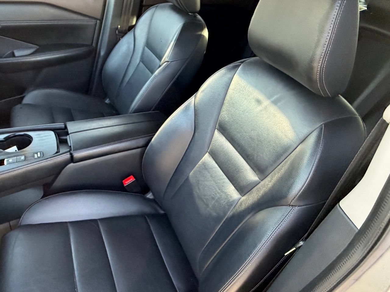 Certified 2023 Nissan Rogue SL w/ SL Premium Package FWD image 31