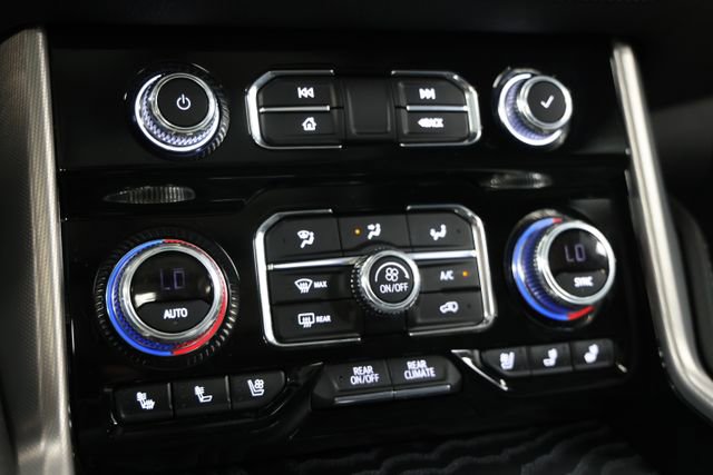 Used 2024 GMC Yukon XL Denali AWD/4WD image 33