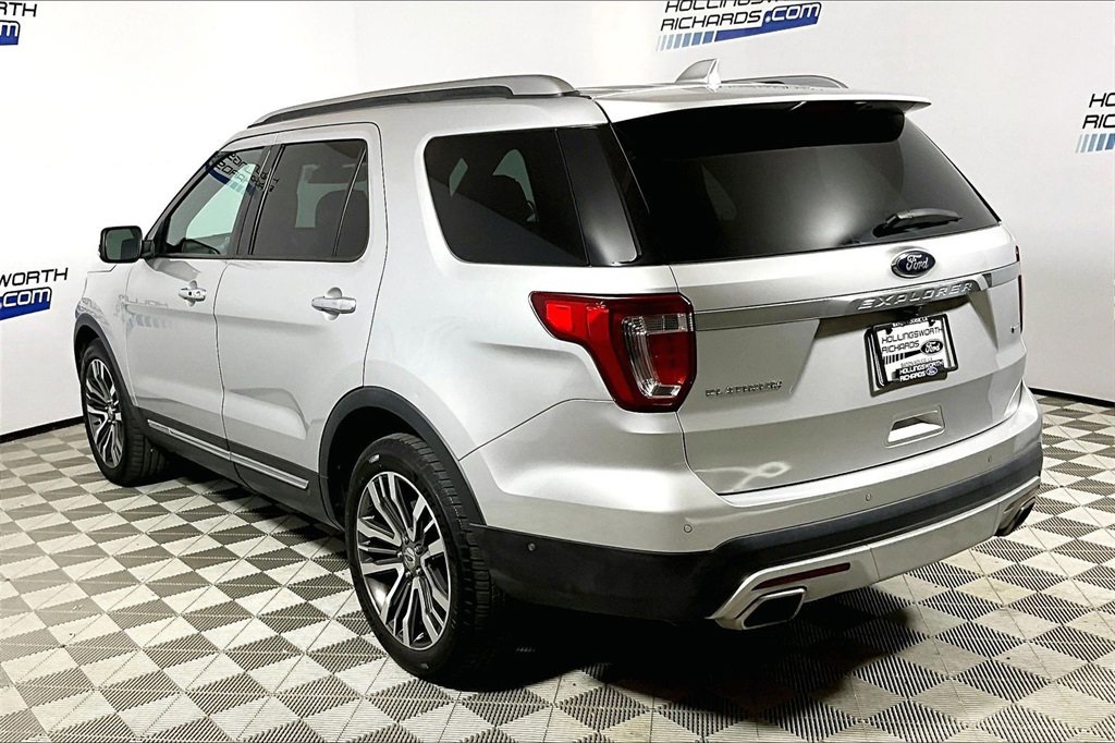 Certified 2017 Ford Explorer Platinum image 8