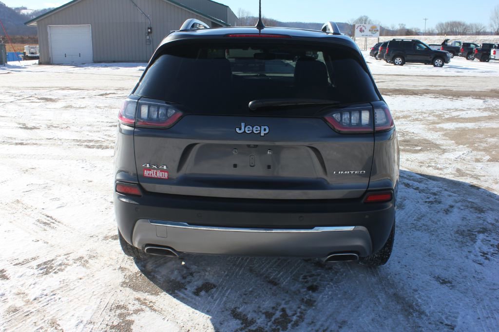 Used 2019 Jeep Cherokee Limited image 7