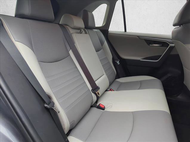 Used 2019 Toyota RAV4 Limited image 26