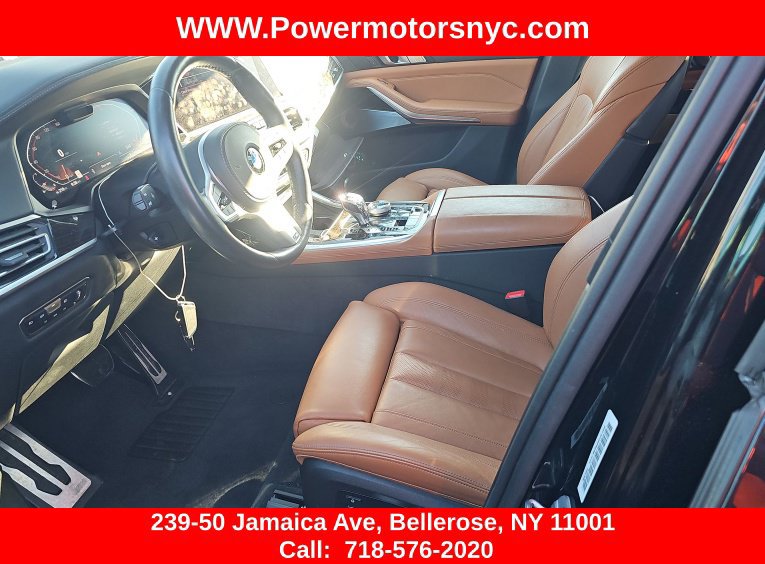 Used 2019 BMW X7 xDrive50i w/ M Sport Package AWD/4WD image 3