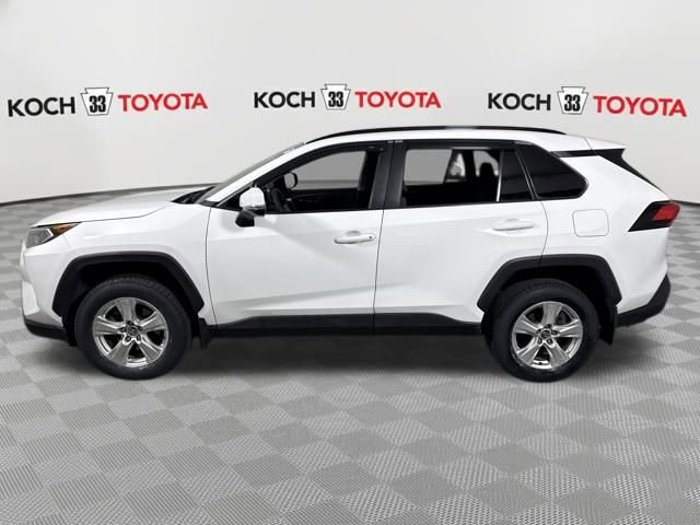 Used 2021 Toyota RAV4 XLE image 4