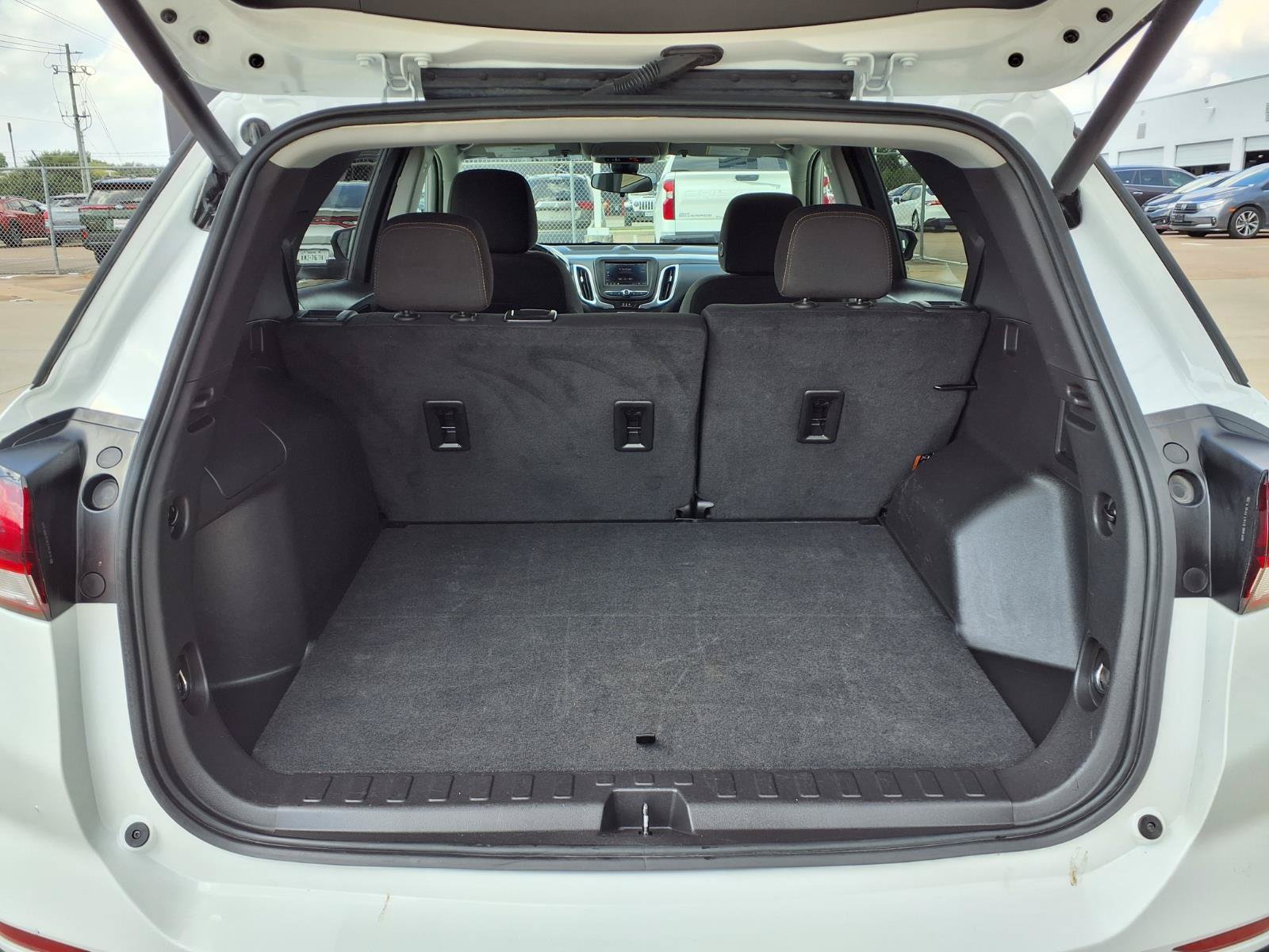 Used 2024 Chevrolet Equinox LT FWD image 22