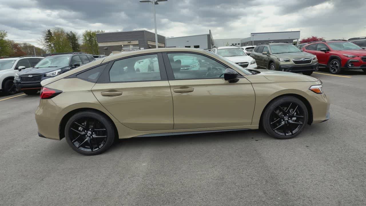 Used 2025 Honda Civic Sport image 9