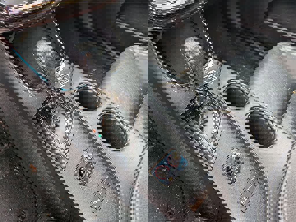 Used 2013 Toyota Avalon XLE Premium image 31