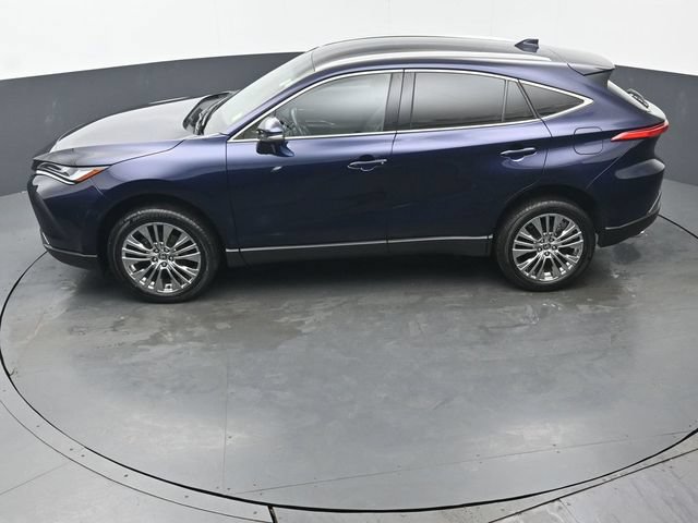 Certified 2024 Toyota Venza XLE AWD/4WD image 41