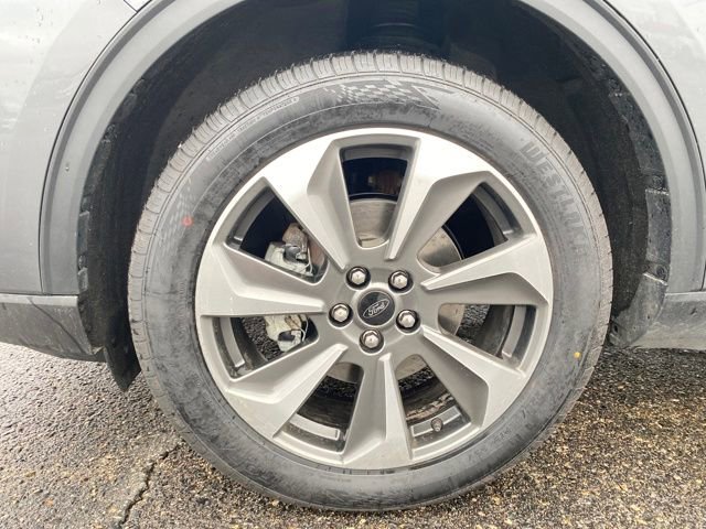 Used 2023 Ford Escape Platinum image 22