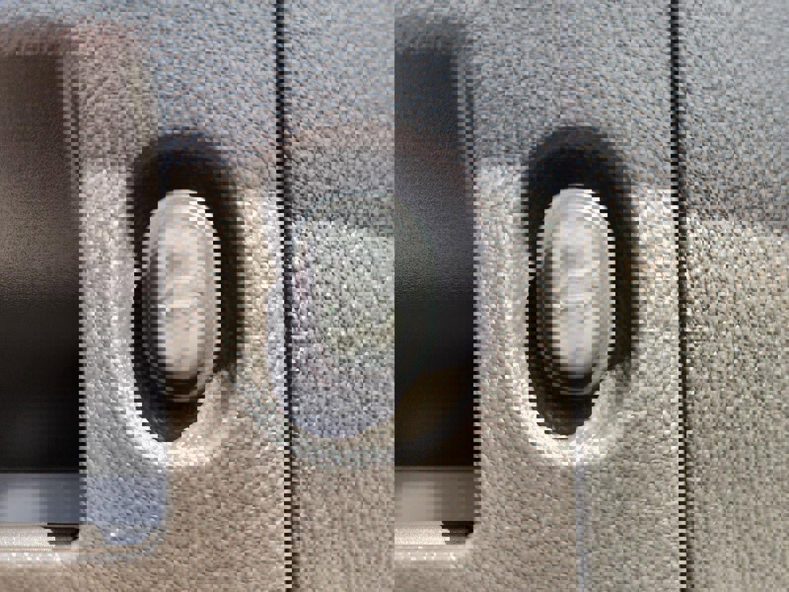 Used 2015 Chevrolet Suburban LTZ image 17