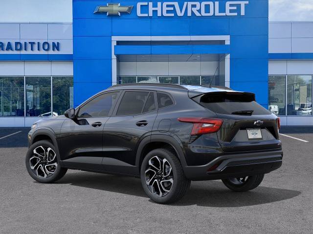 New 2026 Chevrolet Trax RS w/ Sunroof Package FWD image 3