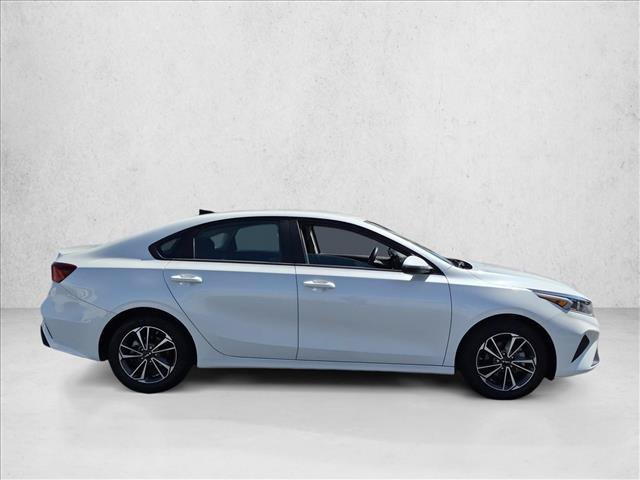 Used 2023 Kia Forte LXS w/ LXS Technology Package FWD video 4