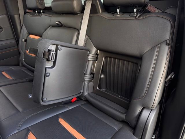 Used 2023 GMC Sierra 1500 AT4 w/ AT4 Preferred Package image 17